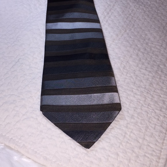 💰50% OFF Bundle of 5 Ties💰100% Silk Mens Tie, EUC by FORMAT - Picture 8 of 8